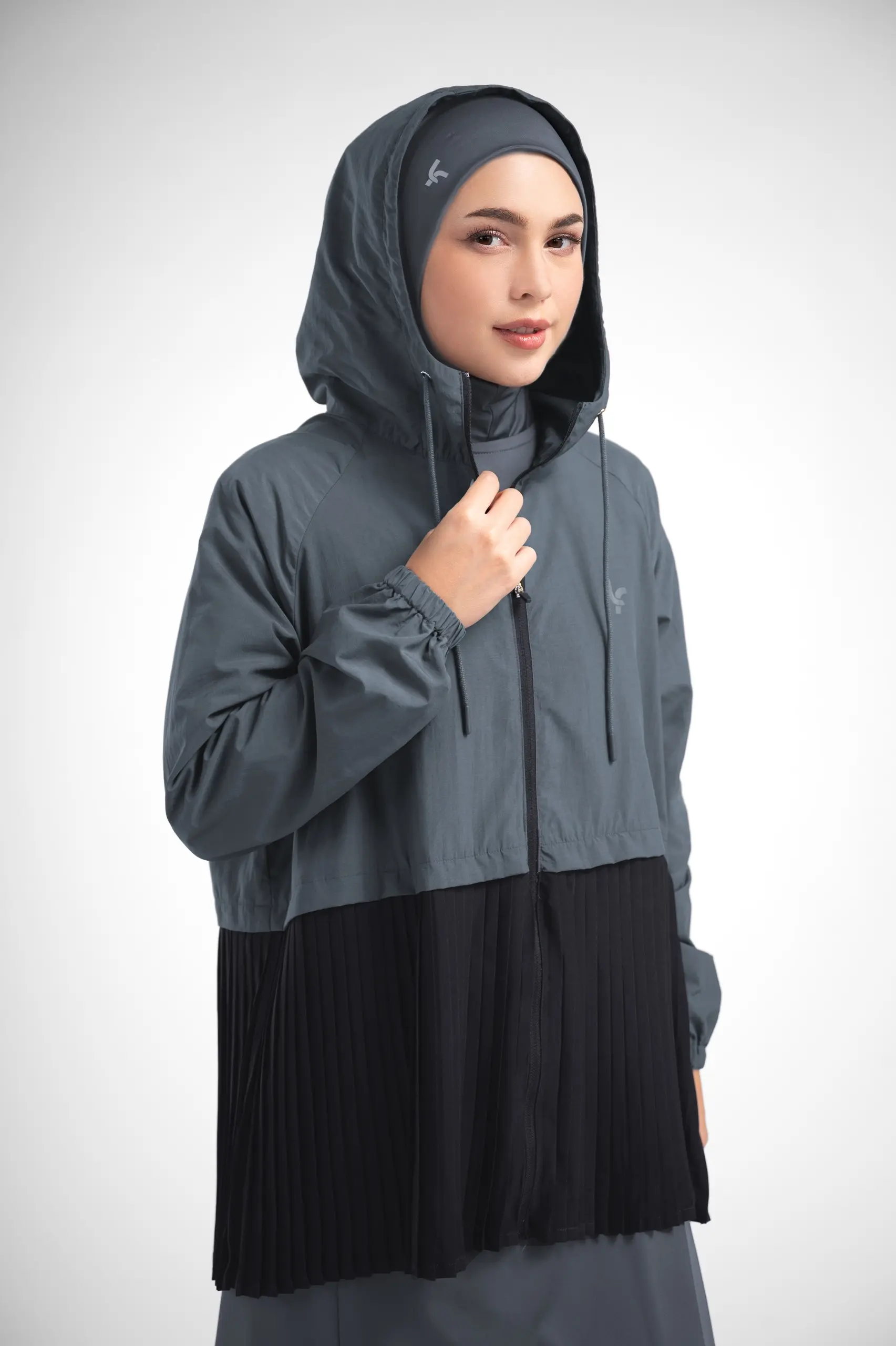 Lady Fit Runera Pleated Jacket Charcoal