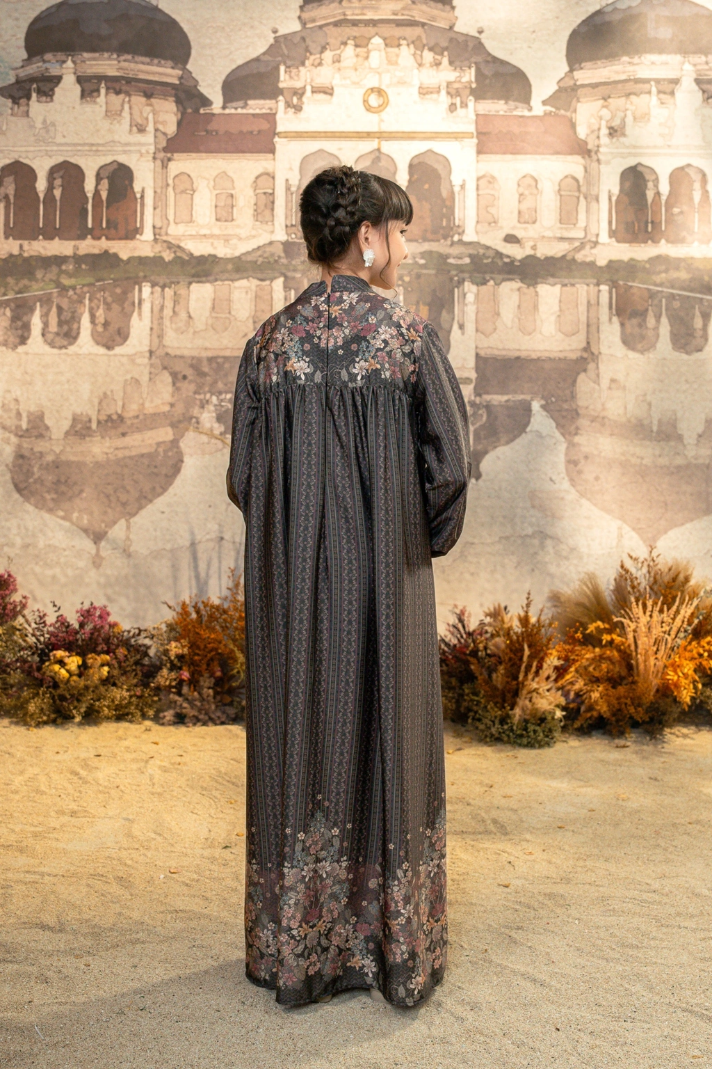 Meutia Dress Kids in Charcoal Black - Gambar 4