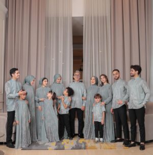 MOUNTAIN RAYA SERIES - SEAWOOD