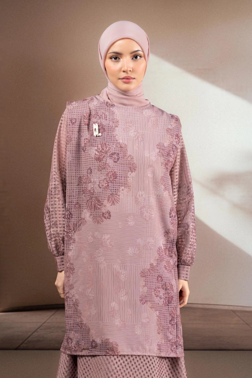 TUNIK BERMOTIF ELOK KUSUMA