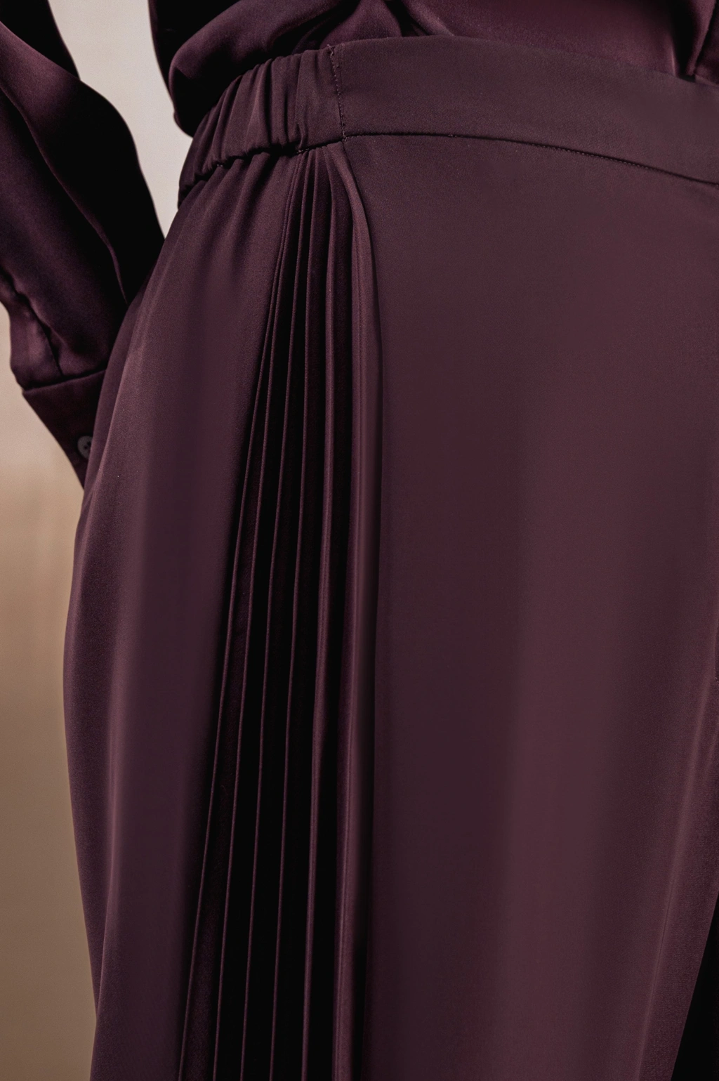 CELANA BERLIPAT ELOK GANDARIA - Gambar 4