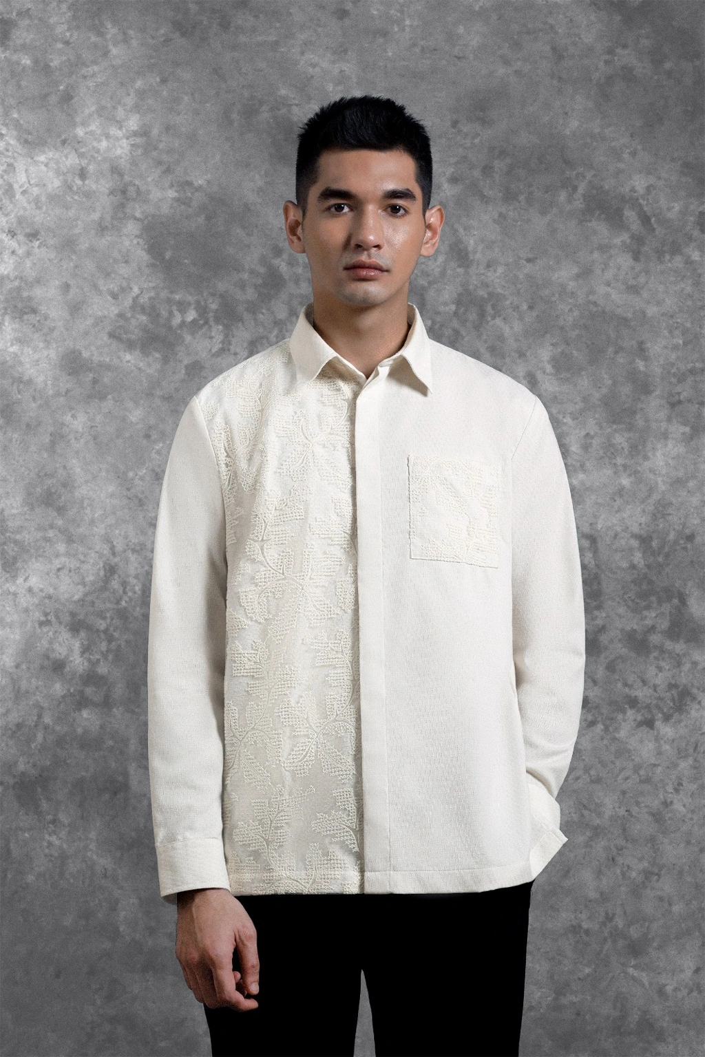 Kemeja Brukat Saku Renjana Lengan Panjang Binar