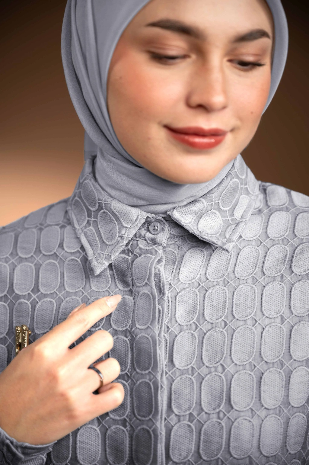 KEMEJA BROKAT RENJANA EMBUN - Gambar 3