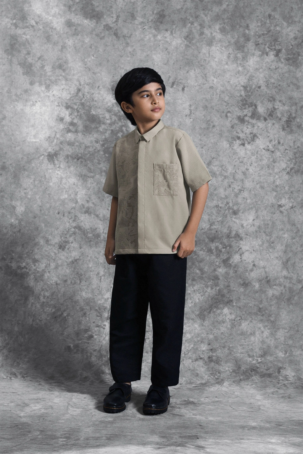 Kemeja Anak Brukat Saku Renjana Tenun - Gambar 3