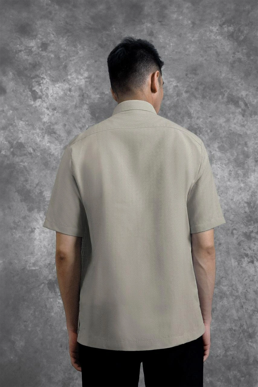 Kemeja Brukat Renjana Lengan Pendek Tenun - Gambar 3