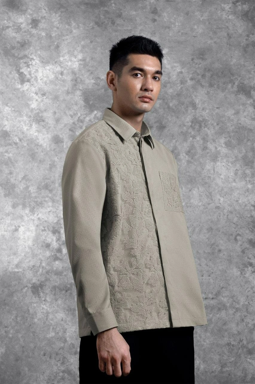 Kemeja Brukat Saku Renjana Lengan Panjang Tenun